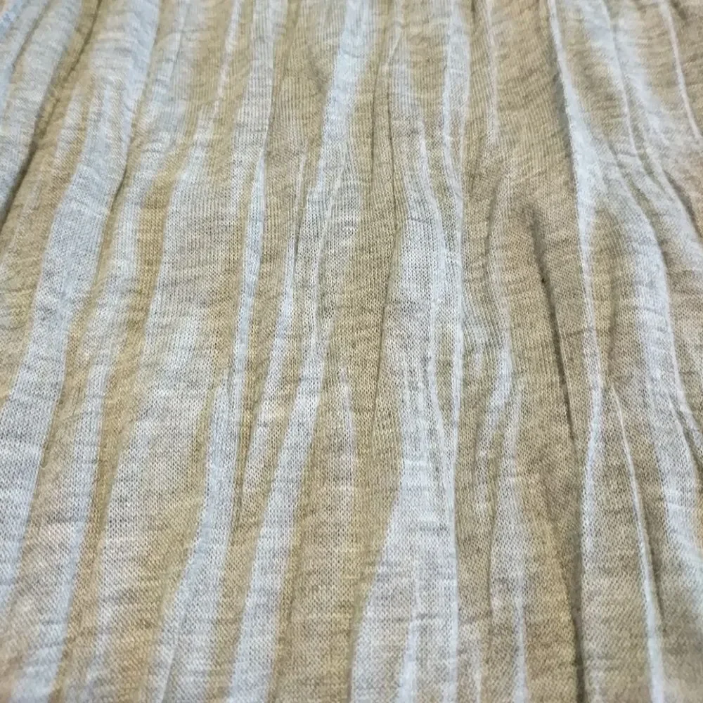 Lightweight Gray Scarf